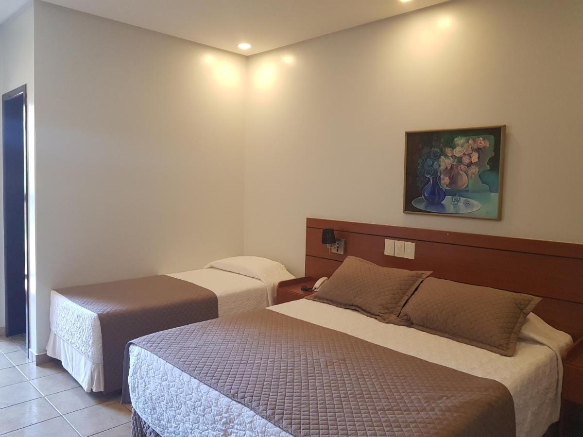 Hotel Das Palmeiras 파라카투 외부 사진