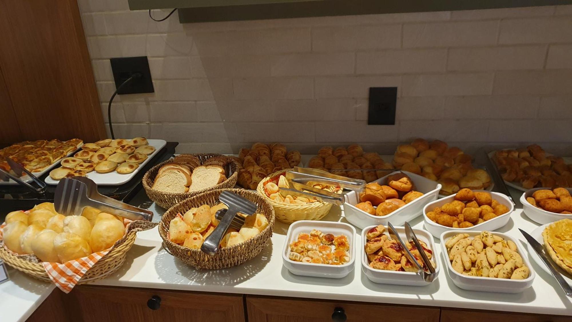 Hotel Das Palmeiras 파라카투 외부 사진