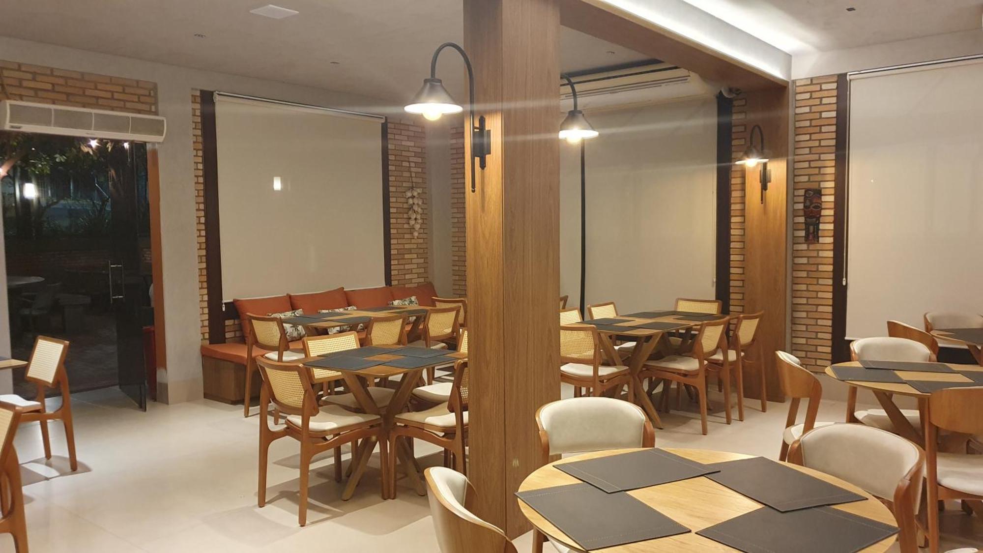 Hotel Das Palmeiras 파라카투 외부 사진